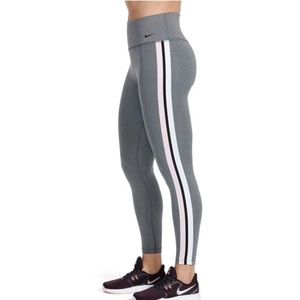 Nike DRI-FIT Training Pant Size Medium